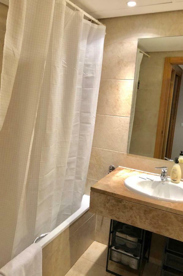 New Apartments Airport Ifema Мадрид Екстер'єр фото