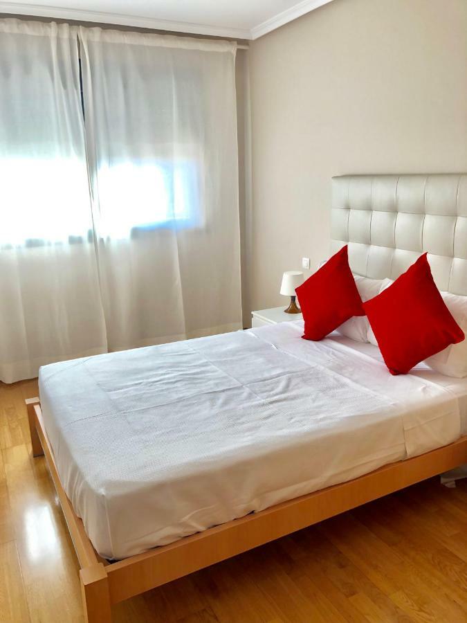 New Apartments Airport Ifema Мадрид Екстер'єр фото